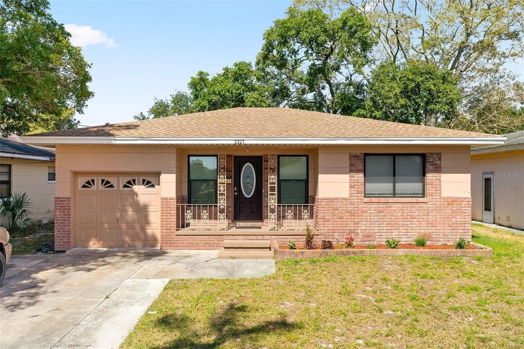 2327 42ND STREET S ST PETERSBURG, FL 33711