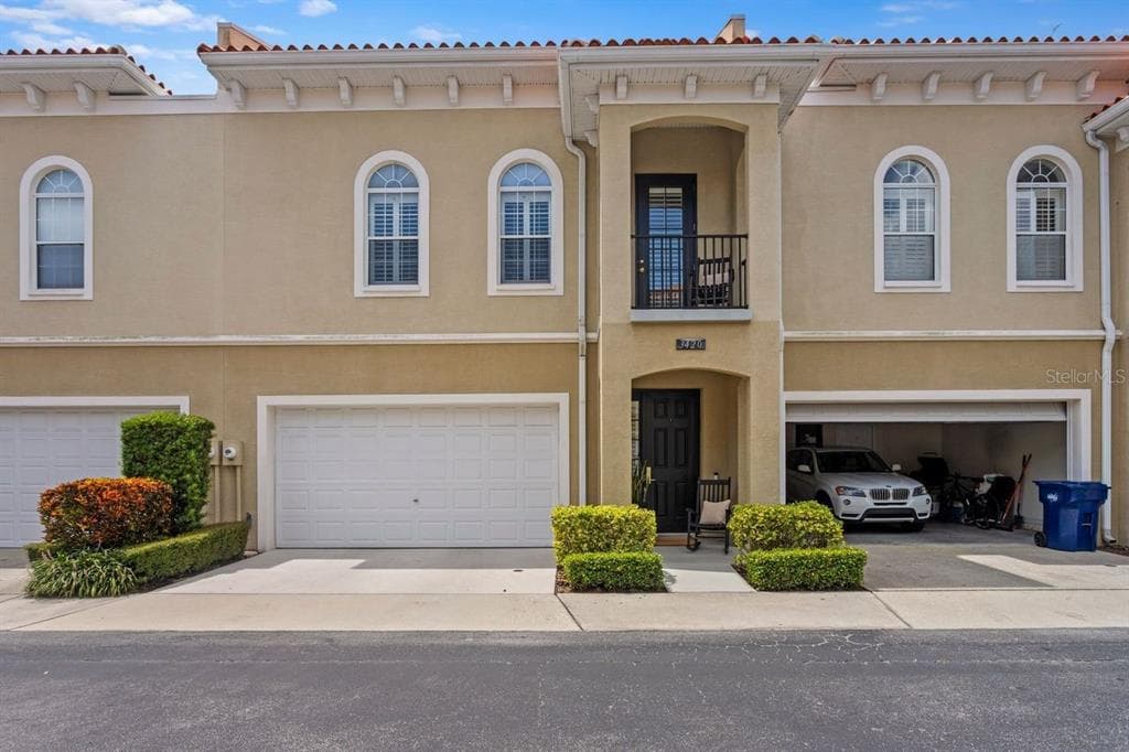 3420 SONDRIO CIRCLE TAMPA, FL 33611