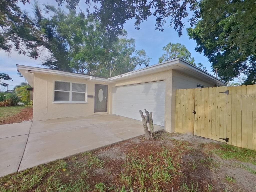 6297 20TH STREET S ST PETERSBURG, FL 33712