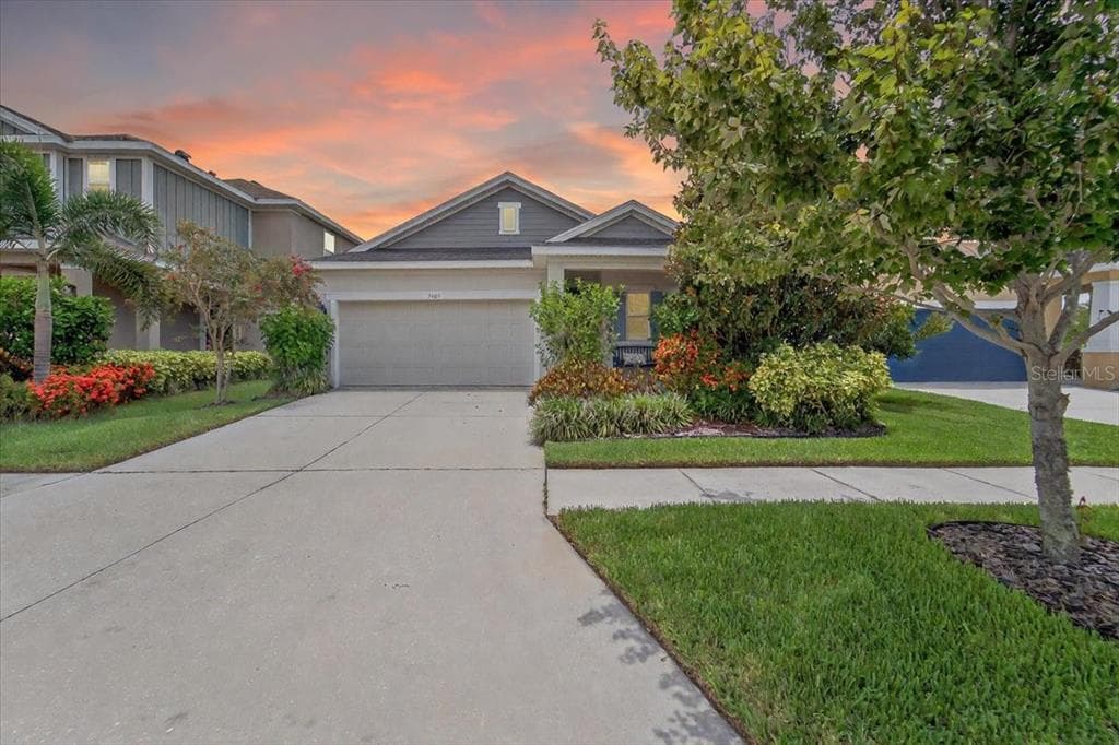 7403 SUNGOLD MEADOW COURT APOLLO BEACH, FL 33572