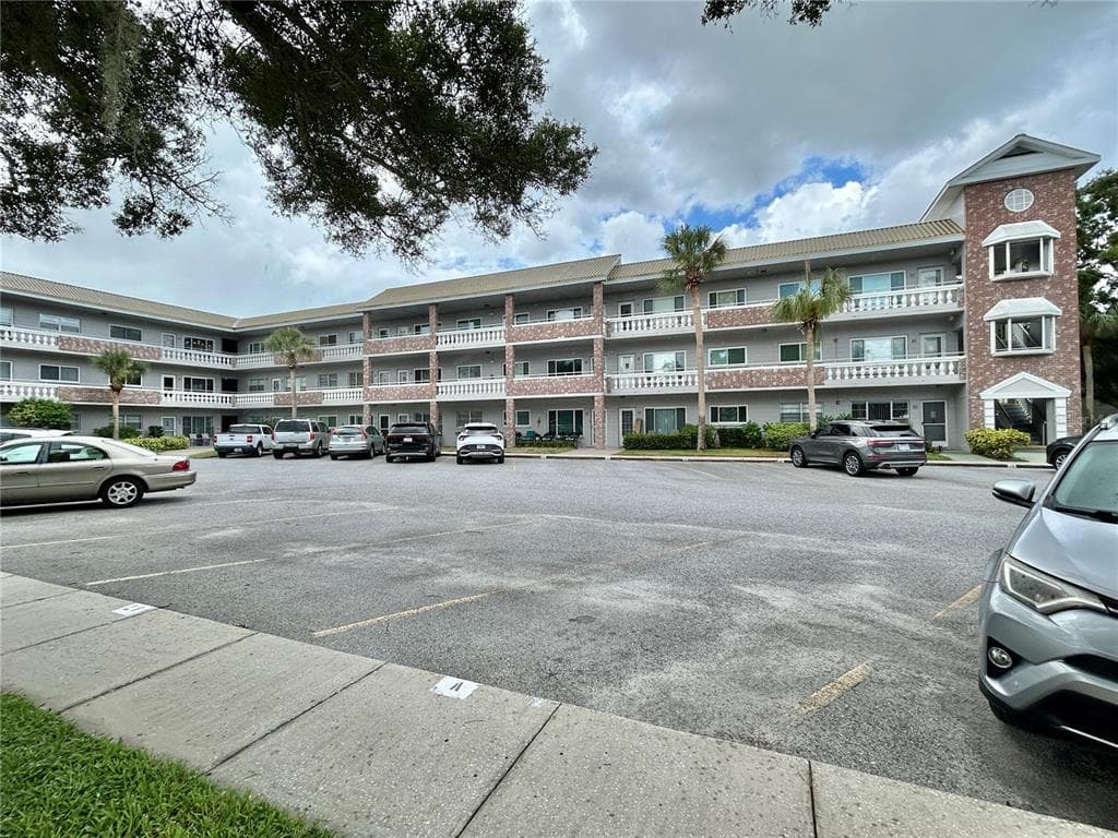 2461 RHODESIAN DRIVE UNIT 45 CLEARWATER, FL 33763