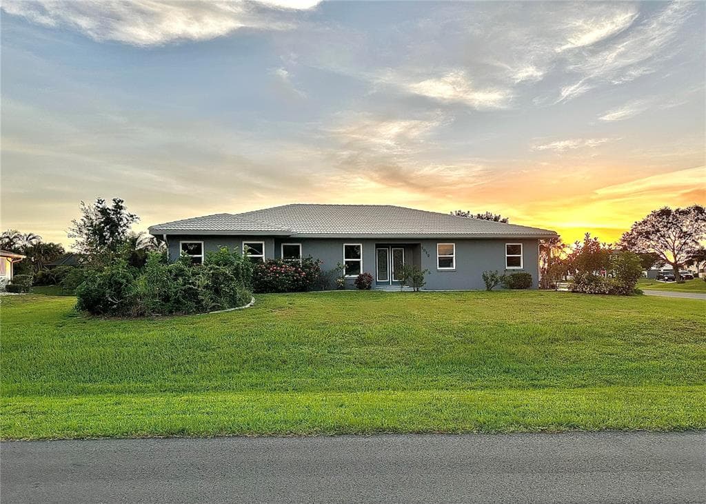 1019 SCHOONER LANE ENGLEWOOD, FL 34224