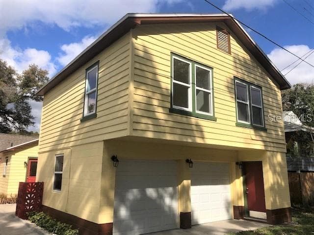 2220 1/2 5TH AVENUE N ST PETERSBURG, FL 33713