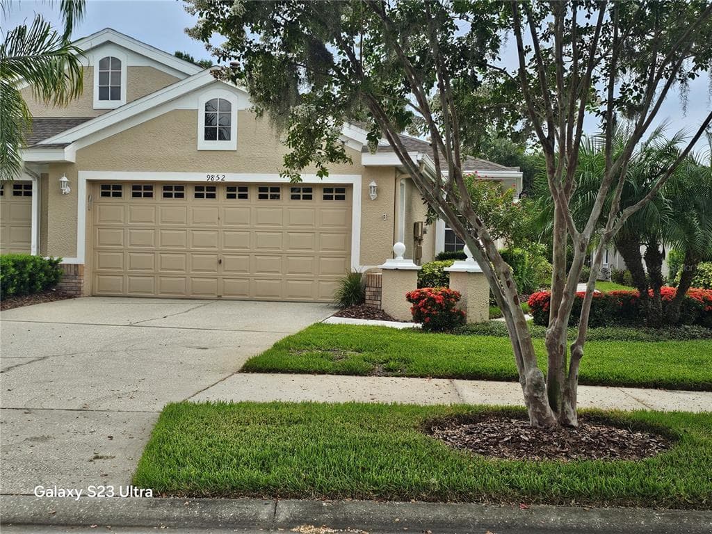 9852 BRIDGETON DRIVE TAMPA, FL 33626