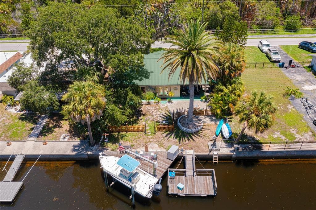 8633 OLD POST ROAD PORT RICHEY, FL 34668