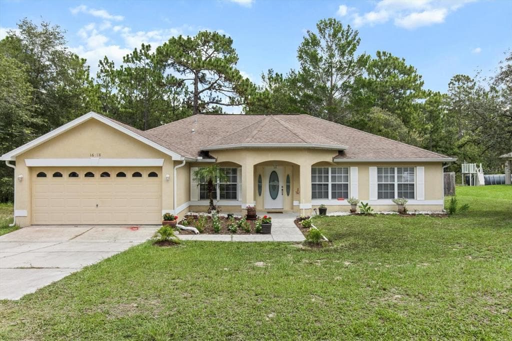 16038 MALDEN ROAD WEEKI WACHEE, FL 34614