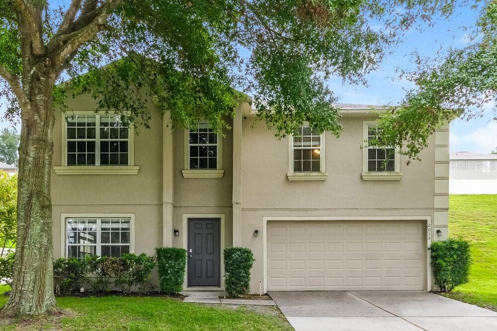 2015 COUNTRY BROOK AVENUE CLERMONT, FL 34711