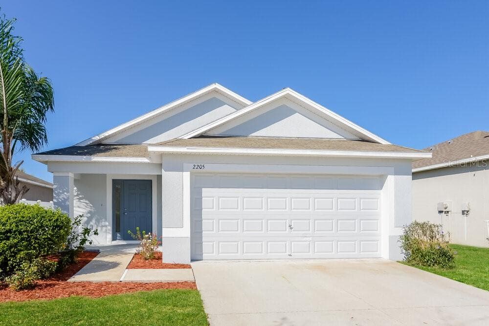 2205 COLVILLE CHASE DRIVE RUSKIN, FL 33570