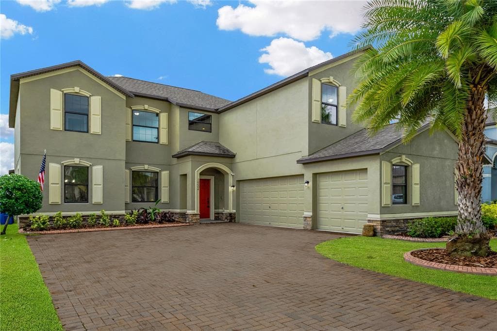 10004 CELTIC ASH DRIVE RUSKIN, FL 33573