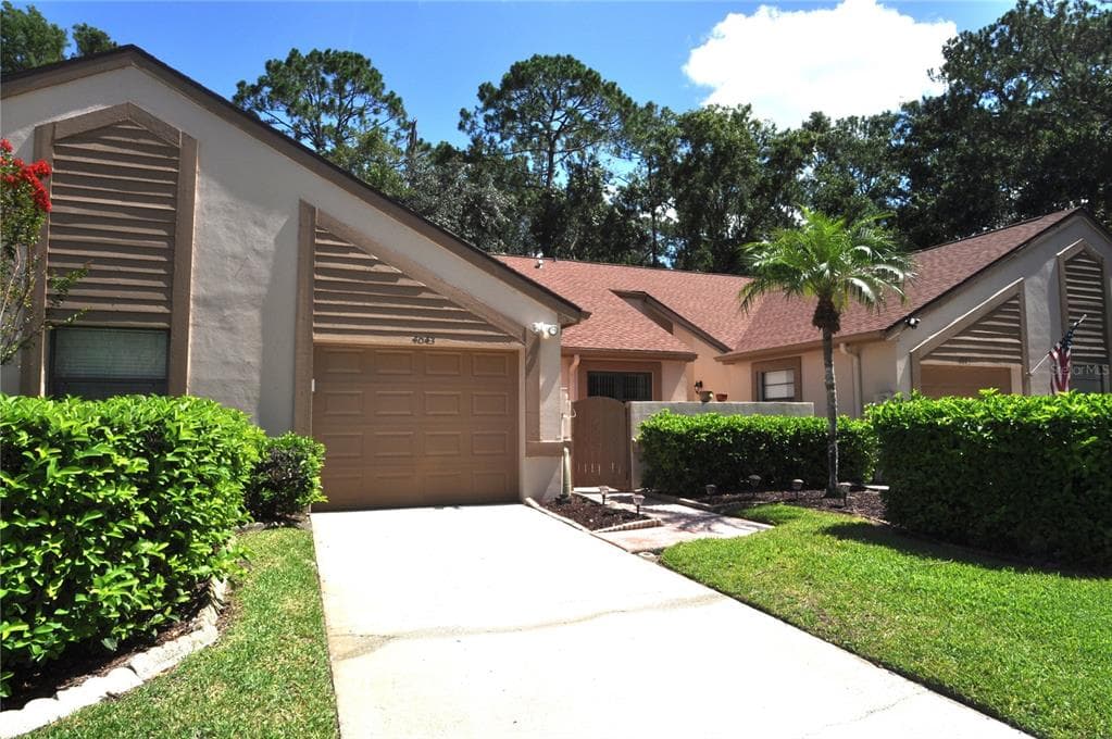 4043 MERMOOR COURT PALM HARBOR, FL 34685