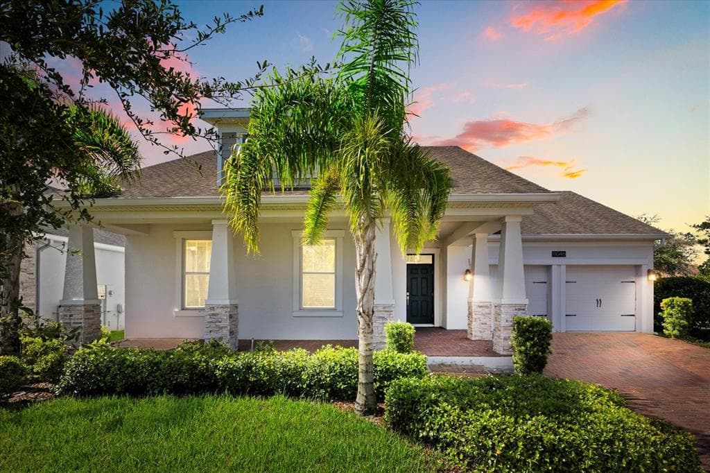 11046 LONGLEAF WOODS DRIVE