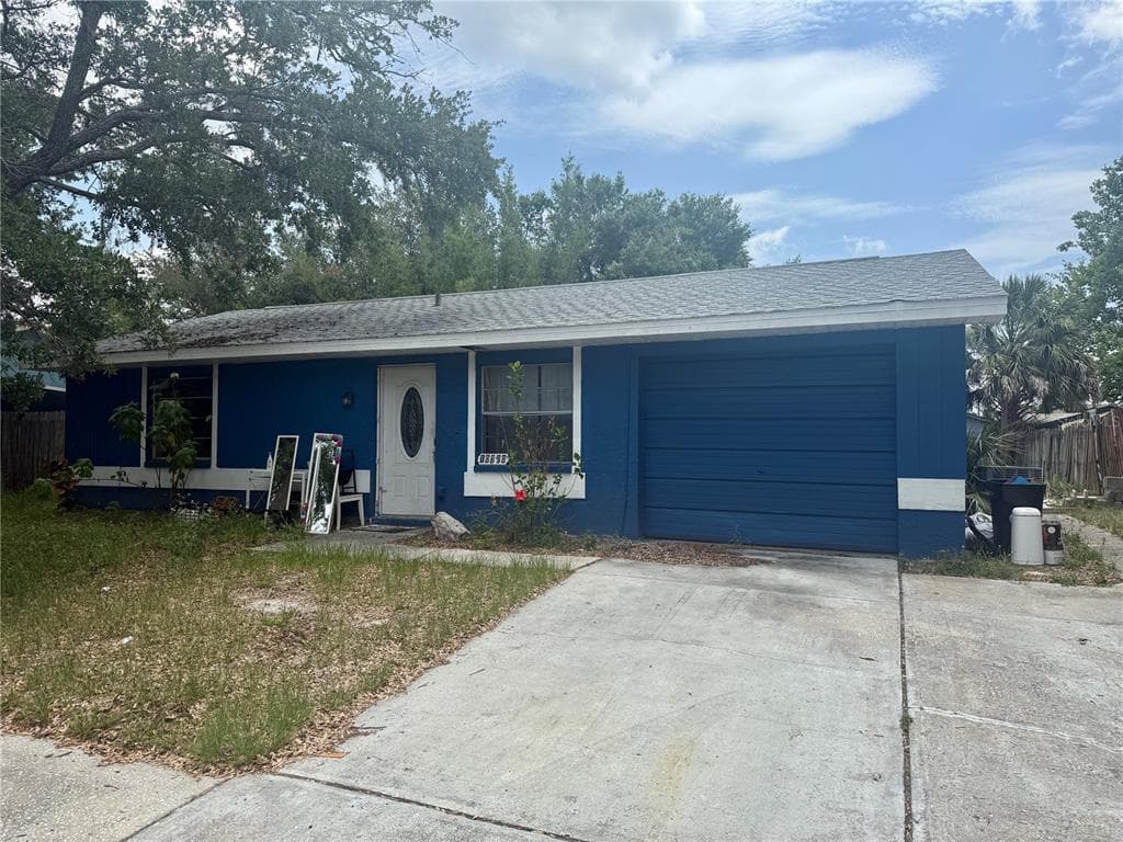 10320 COUNTY LAKE DRIVE PORT RICHEY, FL 34668