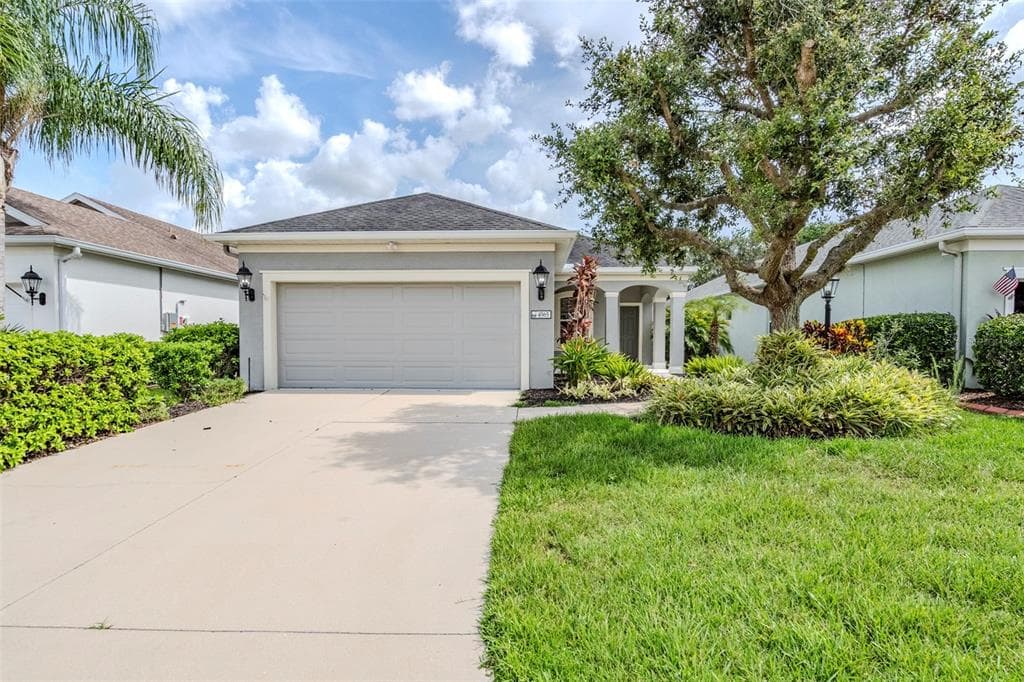 4565 SUMMERLAKE CIRCLE PARRISH, FL 34219