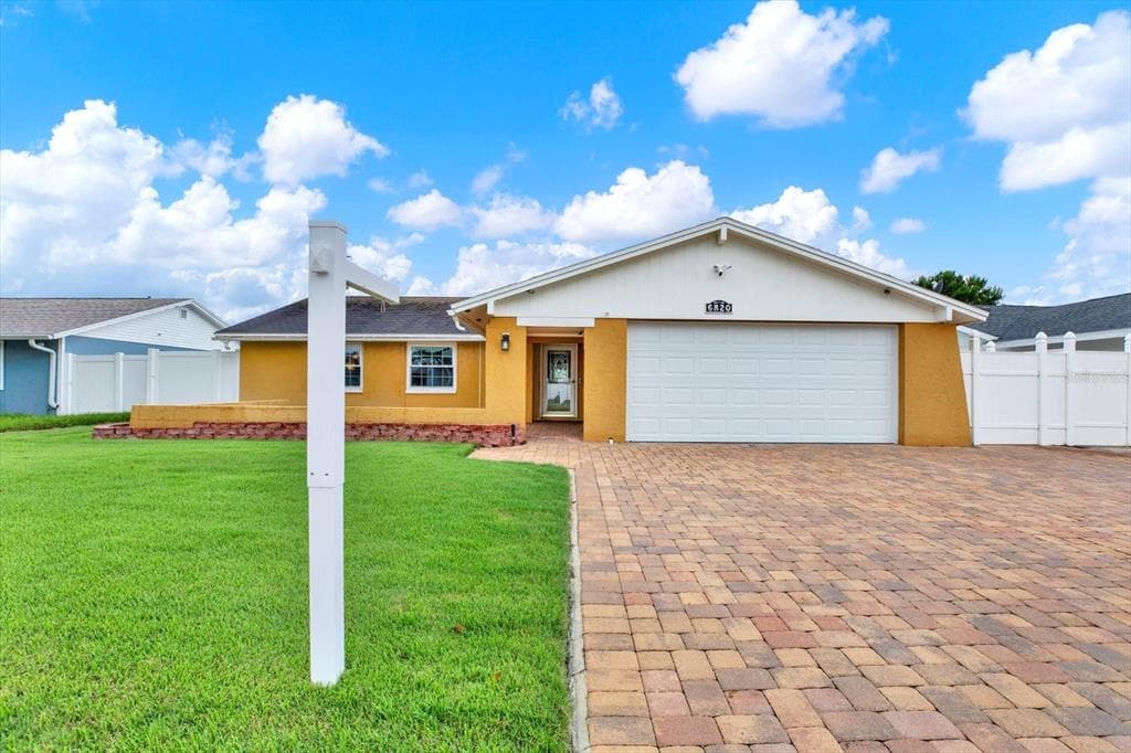 6820 EDEN LANE TAMPA, FL 33634