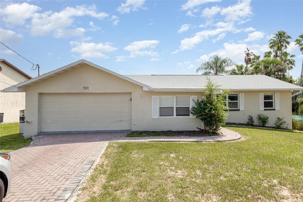 907 VALENTINA DRIVE DUNDEE, FL 33838