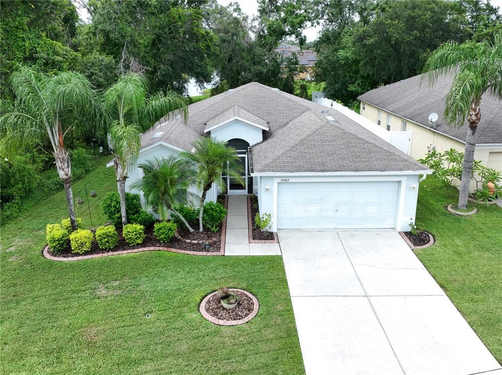 34903 MARSH GLEN COURT