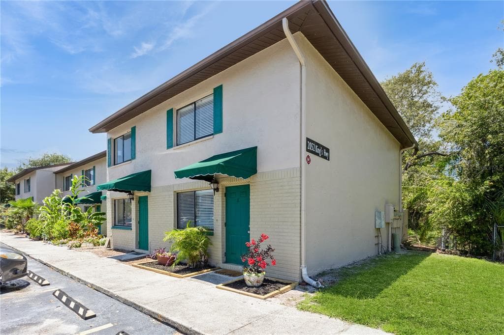 2052 KINGS HIGHWAY UNIT 8