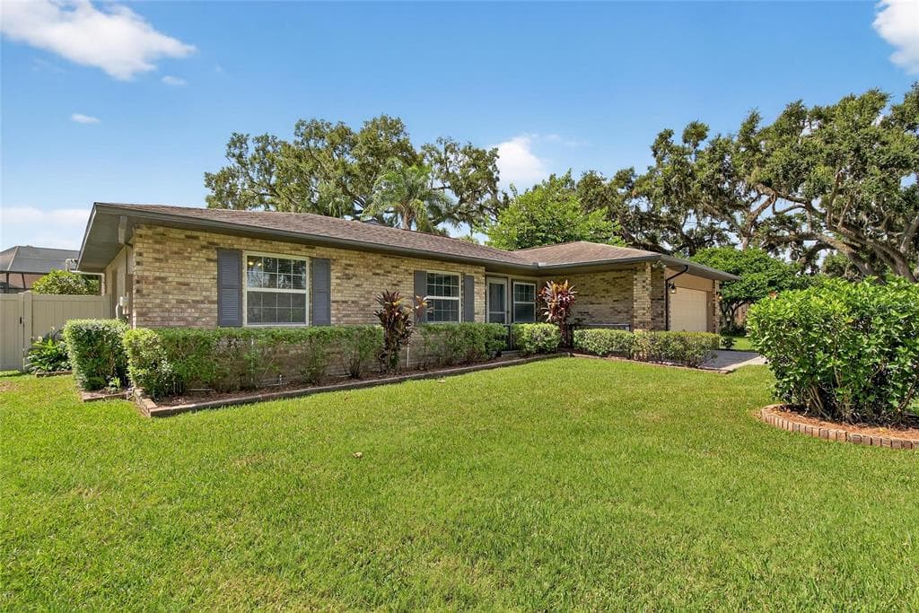 808 TIMBER POND DRIVE BRANDON, FL 33510