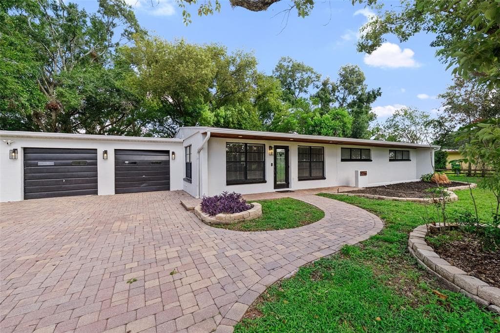 10306 FORE DRIVE TAMPA, FL 33612