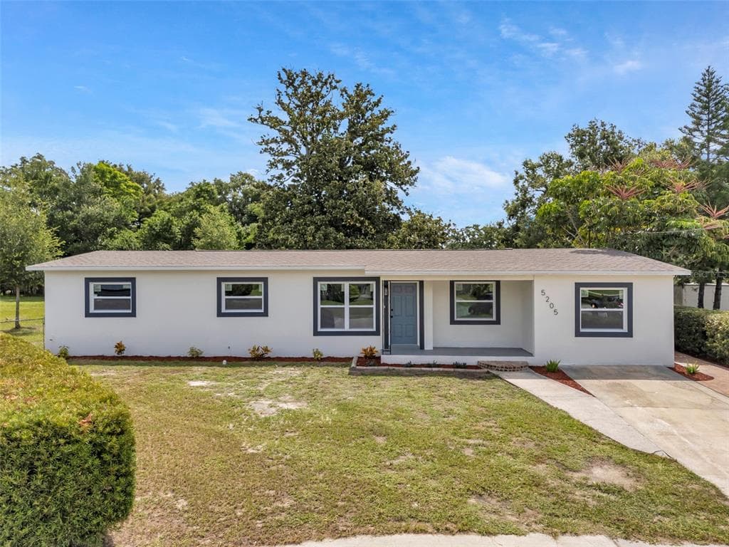 5205 ANSLEY CIRCLE TAMPA, FL 33610