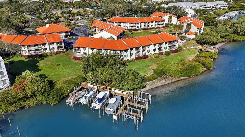 1515 PINELLAS BAYWAY S UNIT 7 TIERRA VERDE, FL 33715