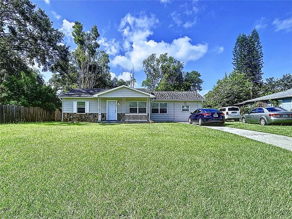 1271 NICHOLSON STREET CLEARWATER, FL 33755