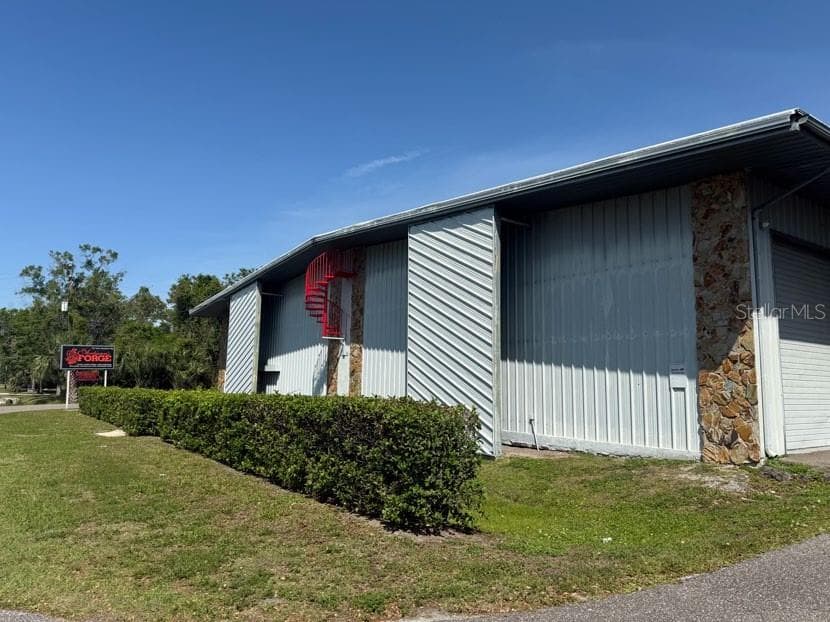 6901 90TH AVENUE N PINELLAS PARK, FL 33782