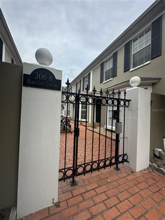 308 S BUNGALOW PARK AVENUE UNIT A TAMPA, FL 33609