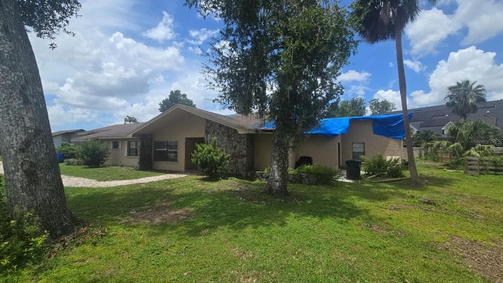 916 RIVER RAPIDS AVENUE BRANDON, FL 33511