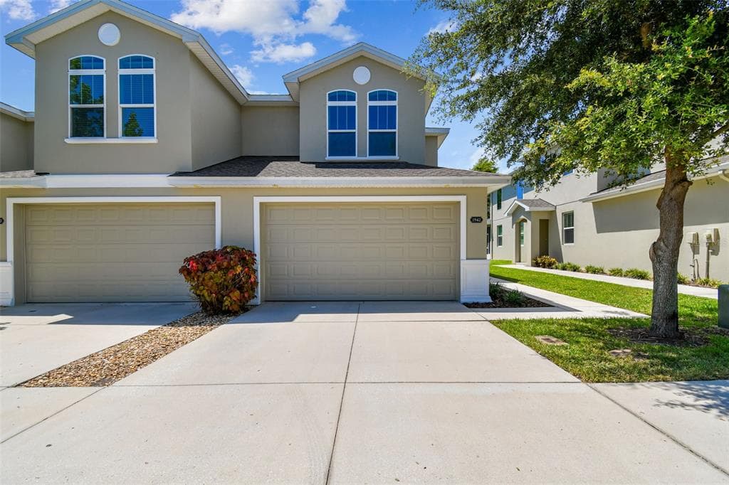 1942 MARLINGTON WAY CLEARWATER, FL 33763