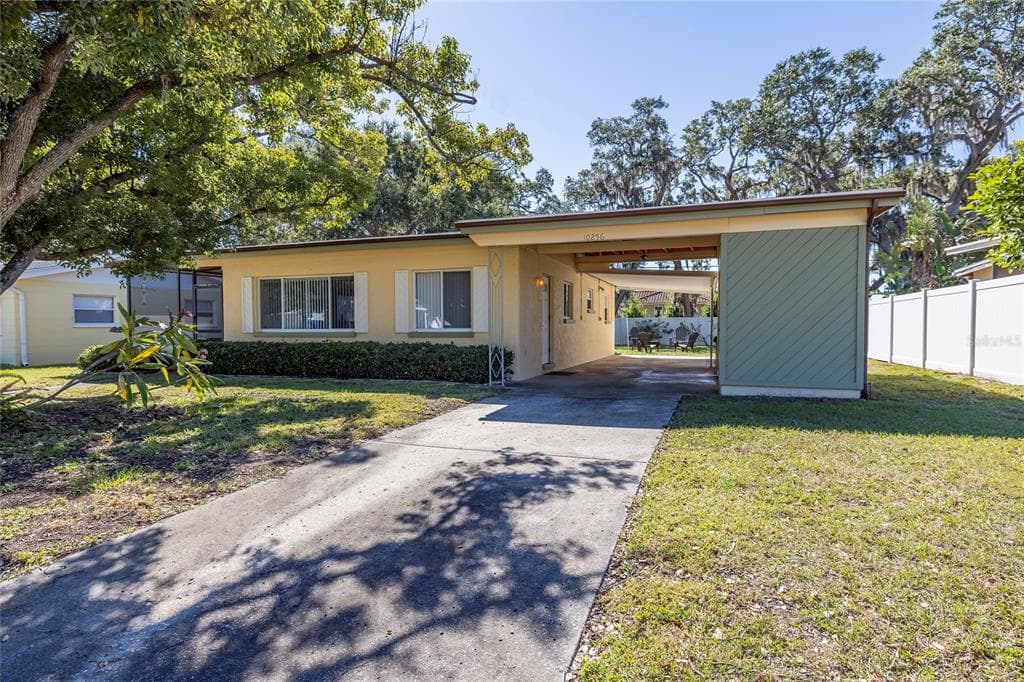 10256 51ST AVENUE N ST PETERSBURG, FL 33708