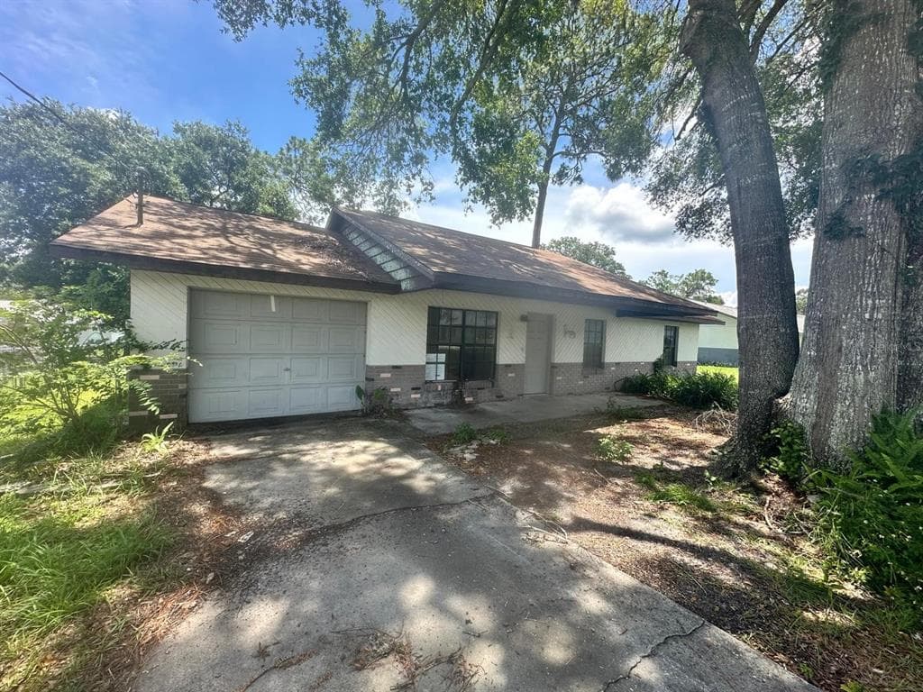 12155 SE 96TH TERRACE BELLEVIEW, FL 34420