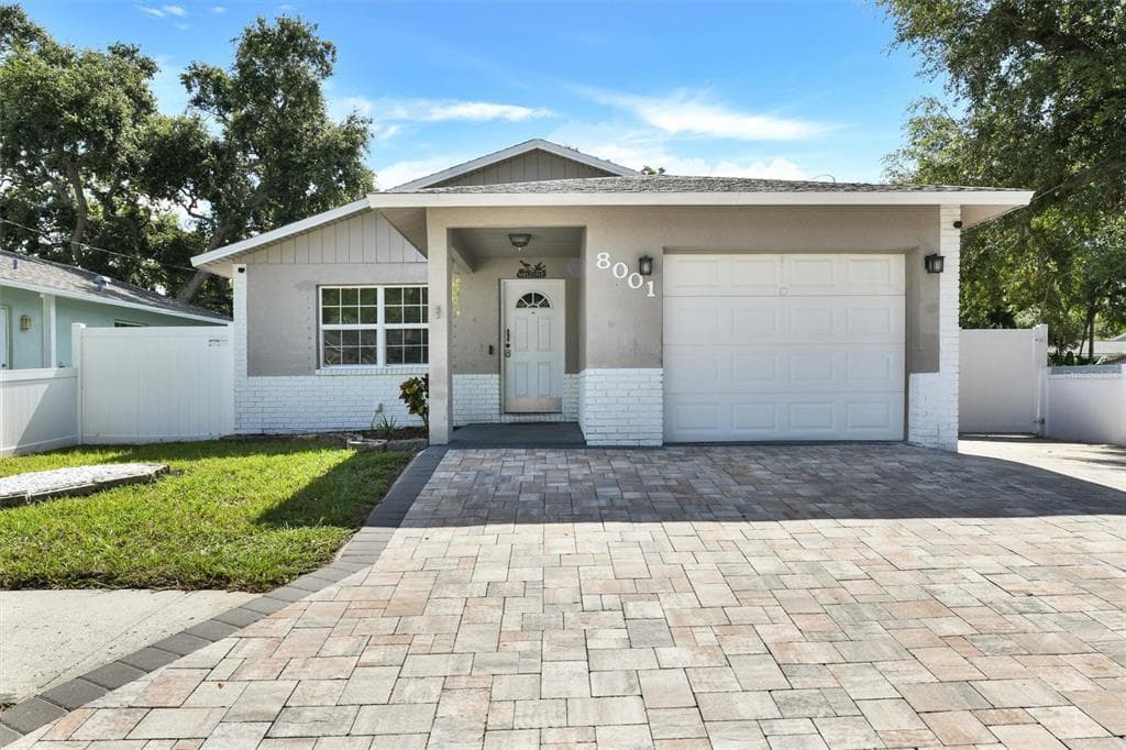 8001 52ND WAY N PINELLAS PARK, FL 33781