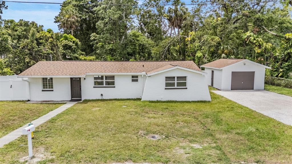 7004 CENTER CREEK DRIVE TAMPA, FL 33615