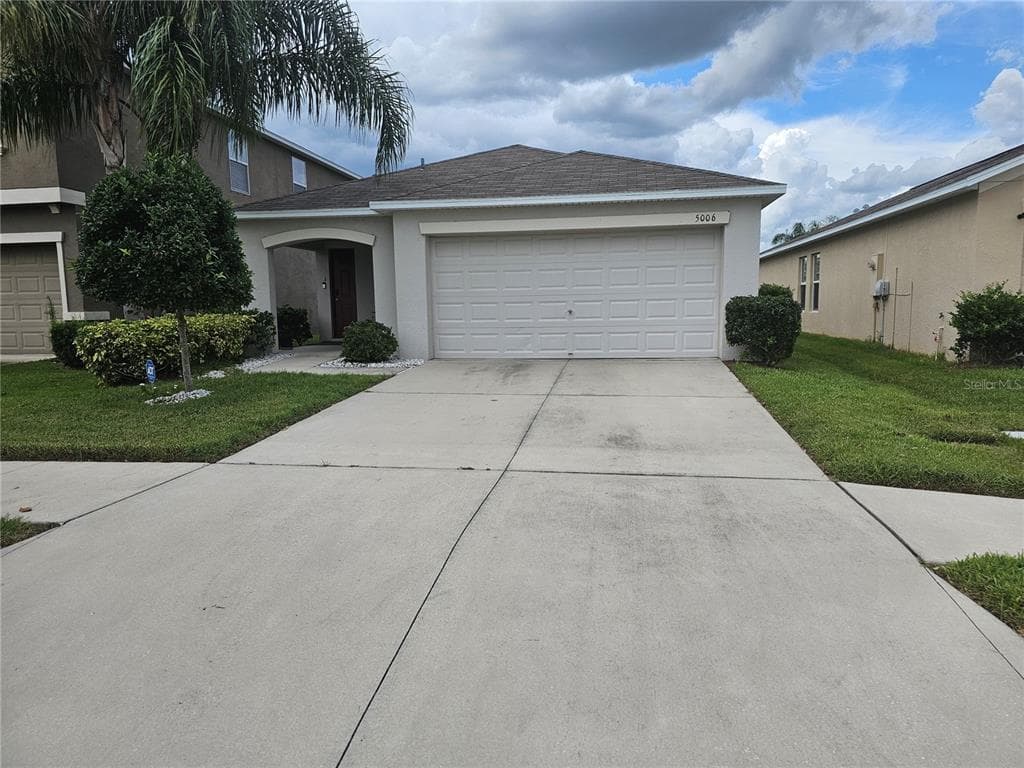 5006 GRIST MILL COURT WIMAUMA, FL 33598