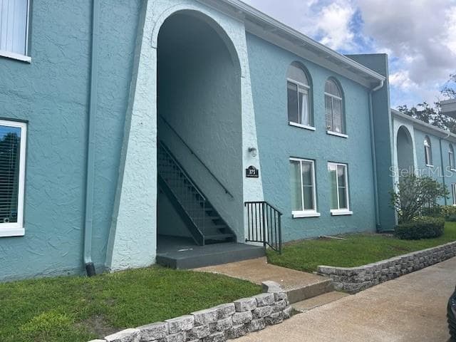 375 114TH AVENUE N UNIT 2 ST PETERSBURG, FL 33716