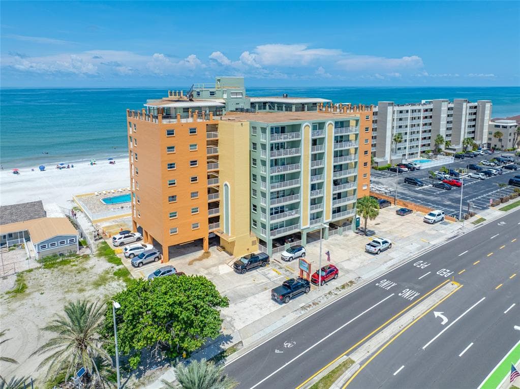 18610 GULF BOULEVARD UNIT 711 INDIAN SHORES, FL 33785