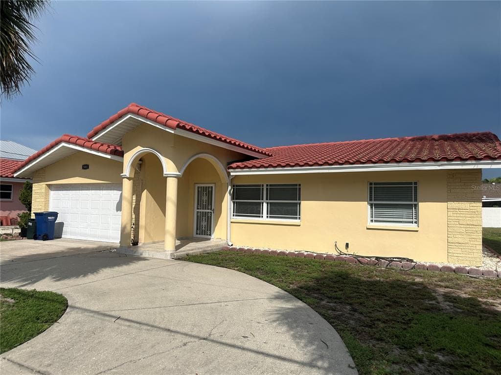 3001 GULF BOULEVARD BELLEAIR BEACH, FL 33786