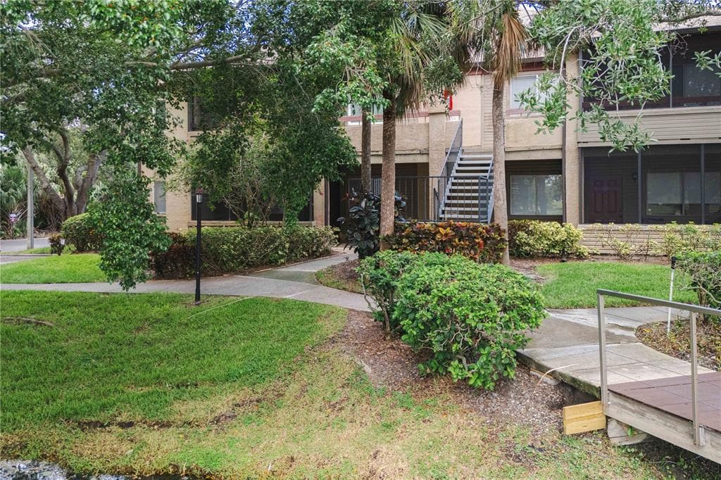 10263 GANDY BOULEVARD N UNIT 2405 ST PETERSBURG, FL 33702