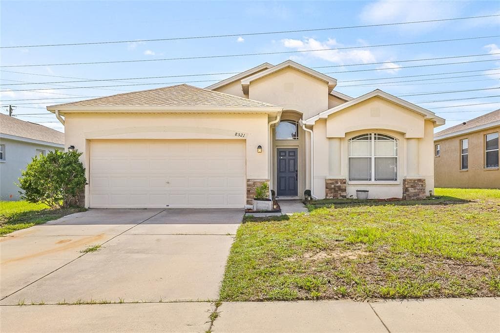 8521 SOUTHERN CHARM CIRCLE