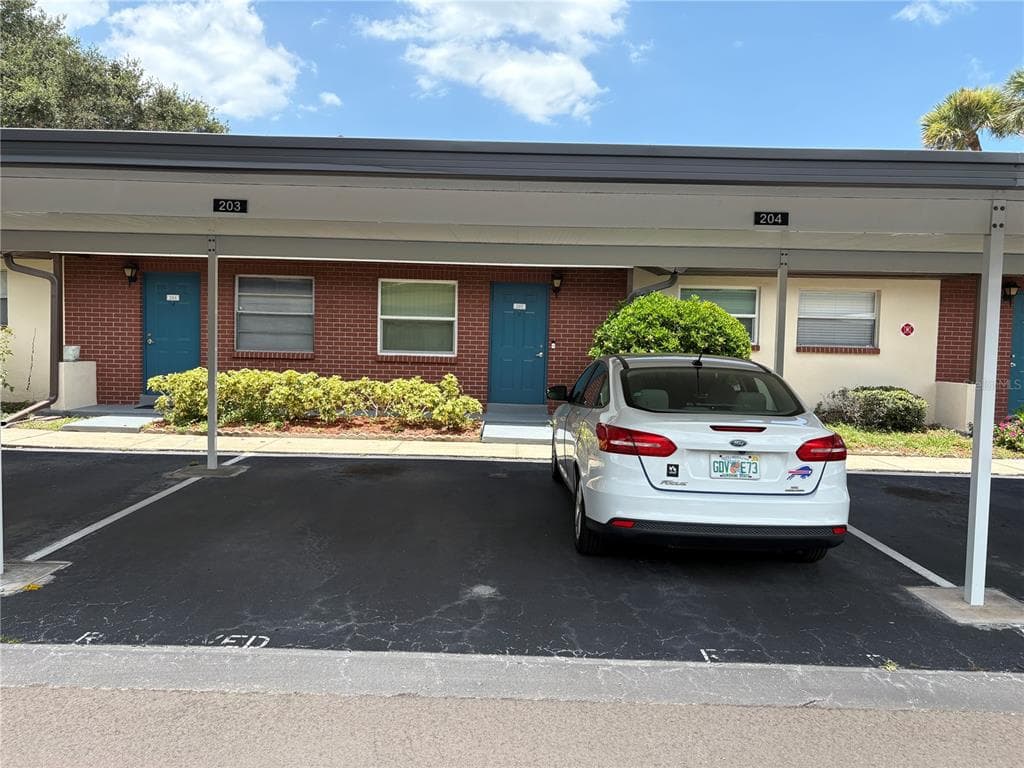 24862 US HIGHWAY 19 N UNIT 205 CLEARWATER, FL 33763