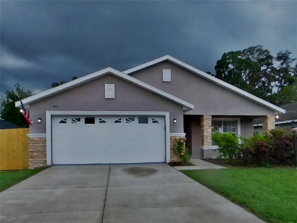 401 LISA ANN COURT PLANT CITY, FL 33563