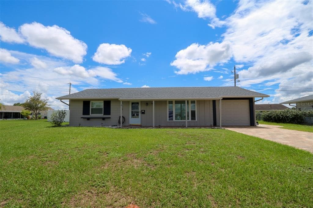 1204 HARKNESS WAY SUN CITY CENTER, FL 33573