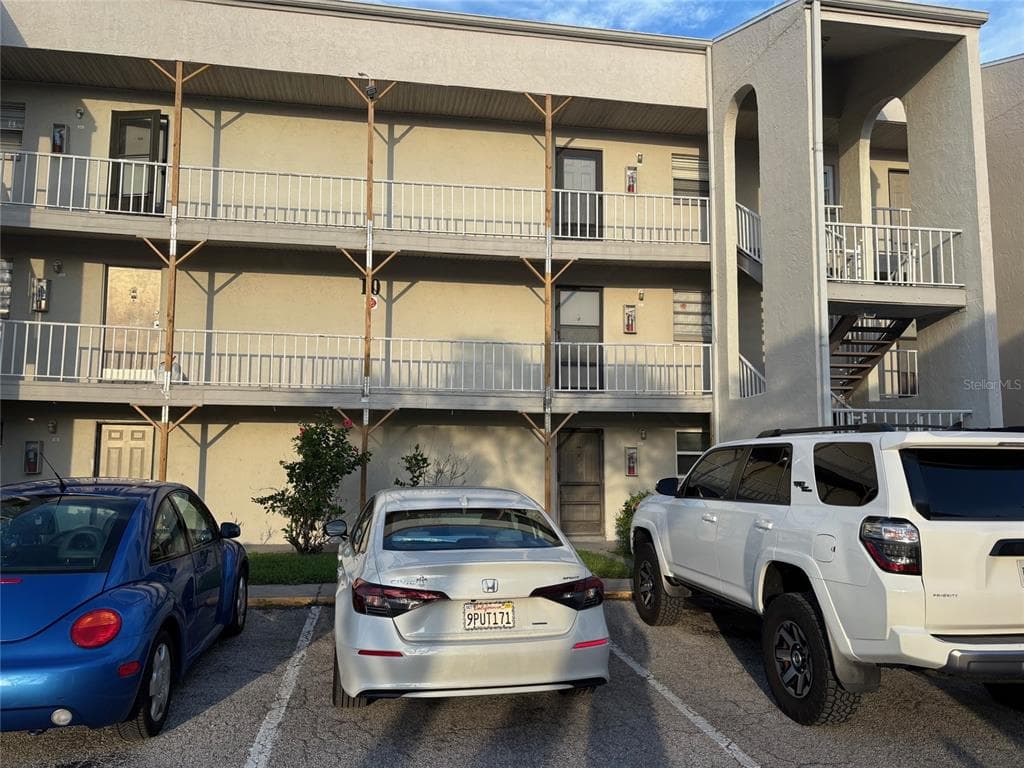 2625 STATE ROAD 590 UNIT 1013 CLEARWATER, FL 33759