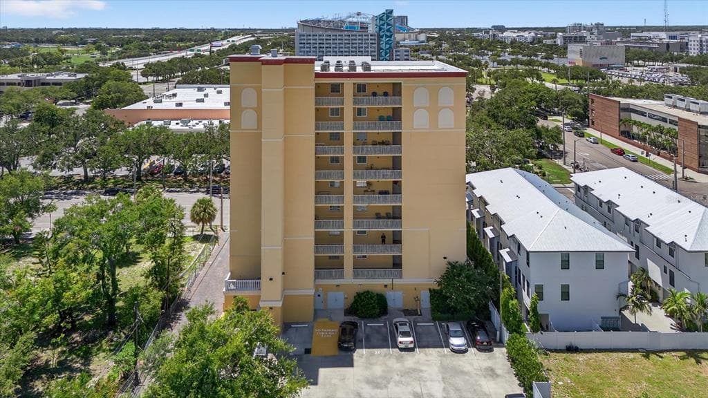 316 8TH STREET S UNIT 203 ST PETERSBURG, FL 33701