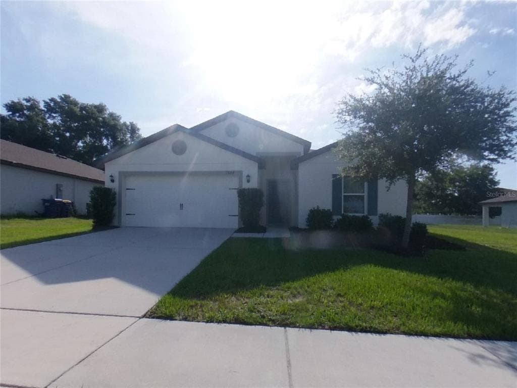 1684 GOPHER TREE STREET MASCOTTE, FL 34753
