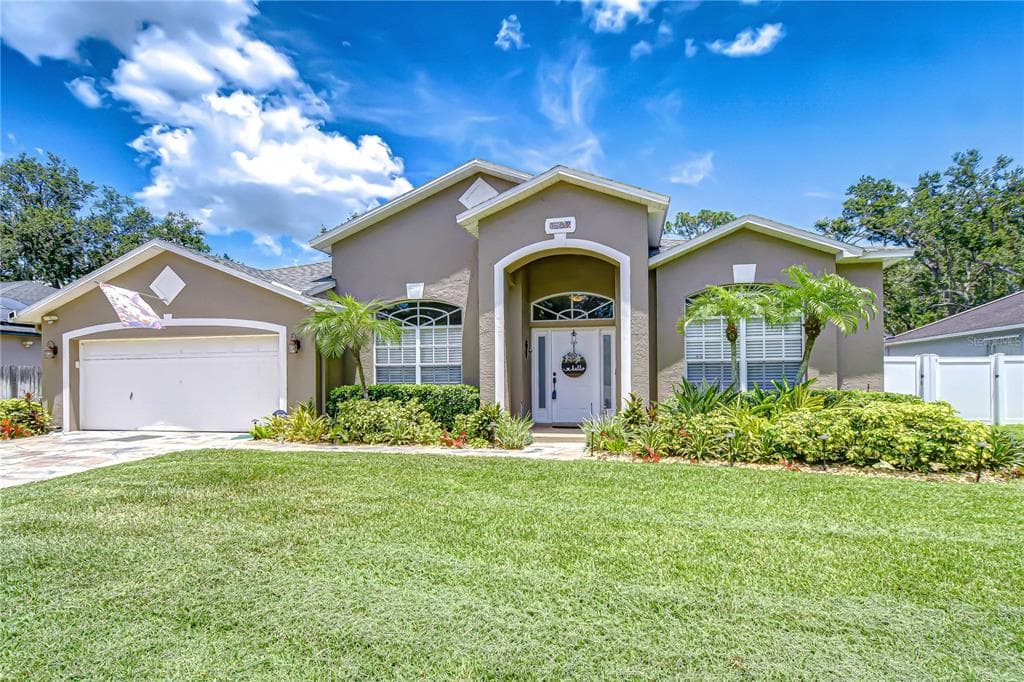 3712 EAGLEWOOD STREET VALRICO, FL 33596