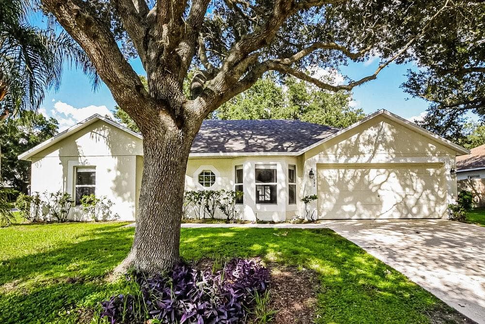 1324 MONTHEATH CIRCLE OCOEE, FL 34761
