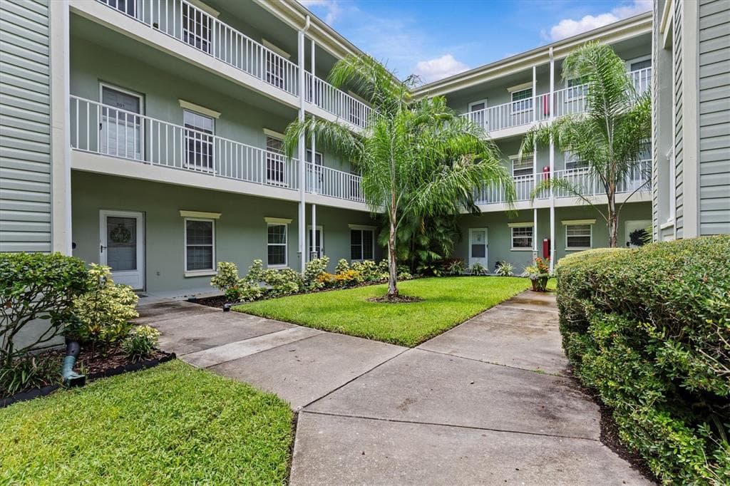 330 PROMENADE DRIVE UNIT 205 DUNEDIN, FL 34698
