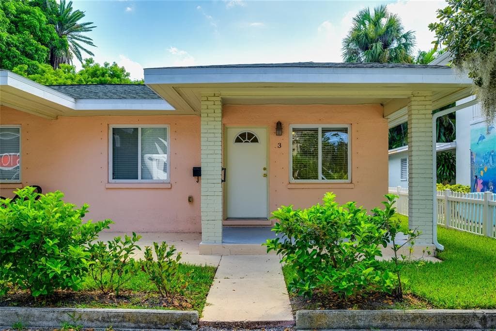 25 TURNER STREET UNIT 3 CLEARWATER, FL 33756